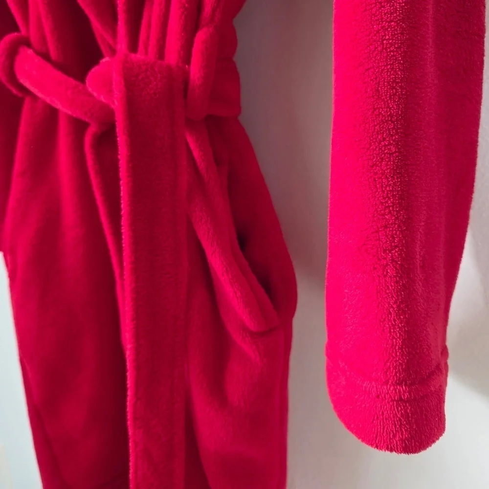 Victoria's Secret Red/White Cozy Hooded Short Robe - XS/S
